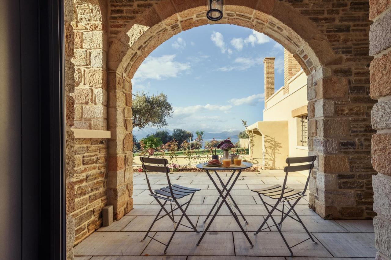 Villa Kalamos / Sea View And Pool Nearby Athens المظهر الخارجي الصورة