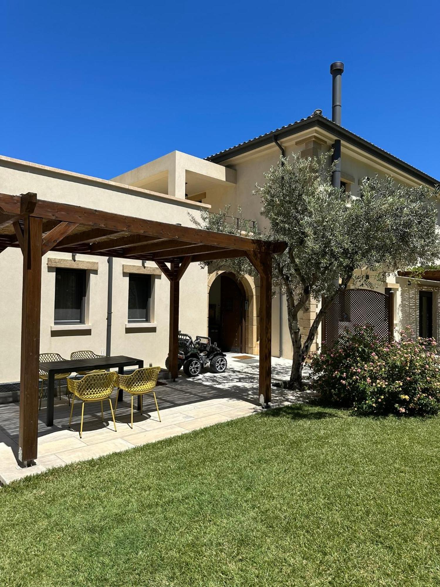 Villa Kalamos / Sea View And Pool Nearby Athens المظهر الخارجي الصورة